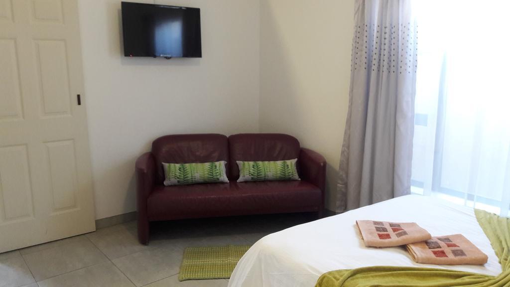 Self-Catering Studio, Unit 6 On Krupp Βίντχουκ Εξωτερικό φωτογραφία