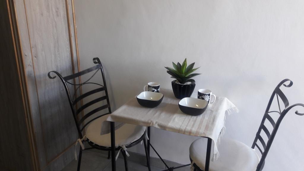 Self-Catering Studio, Unit 6 On Krupp Βίντχουκ Εξωτερικό φωτογραφία
